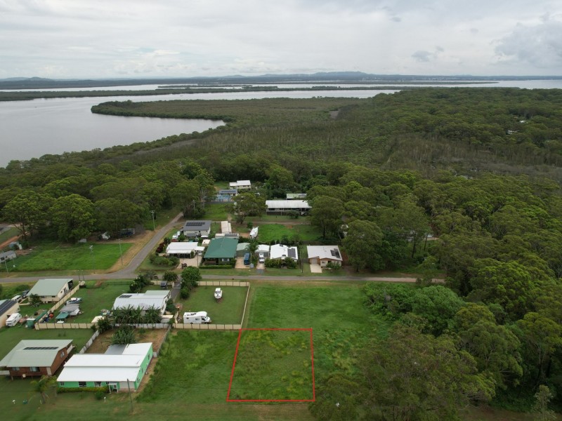 8 Petunia Street, Russell Island QLD 4184