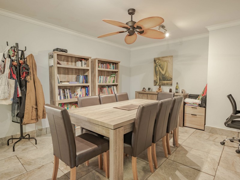 12 Tulip Street, Russell Island QLD 4184