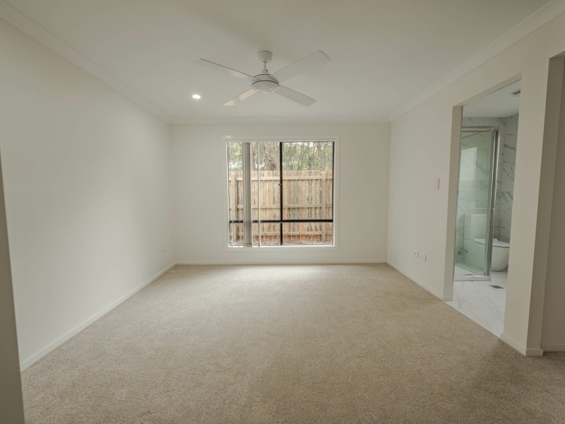 8 Nautilus Pde, Russell Island QLD 4184