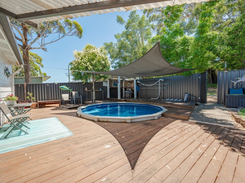 76 Deenya Pde, Russell Island QLD 4184