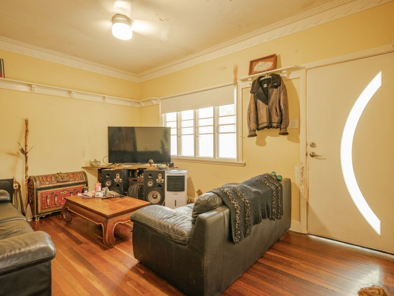 17 Sarmar St, Russell Island QLD 4184