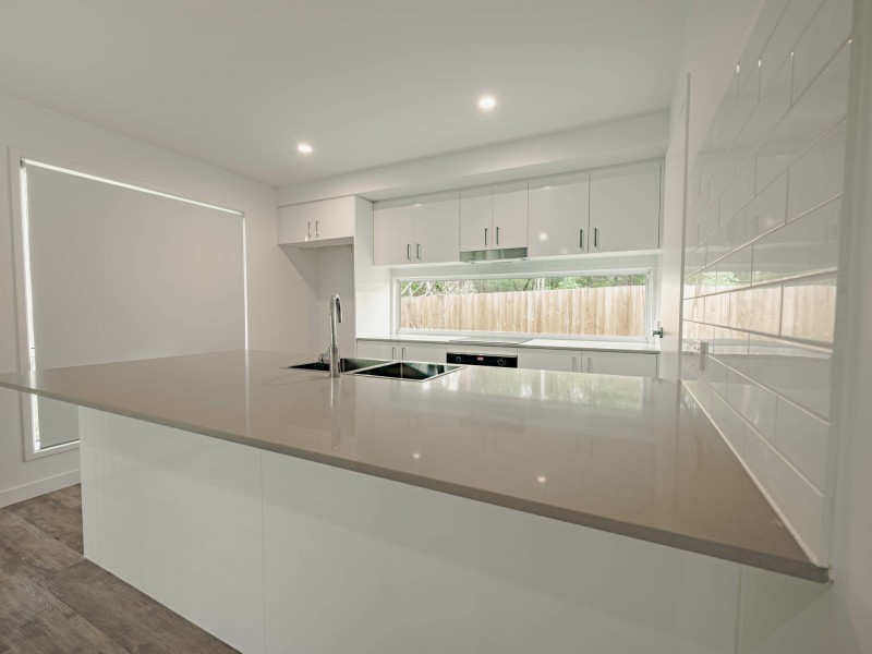 11 Trevanna Street, Russell Island QLD 4184