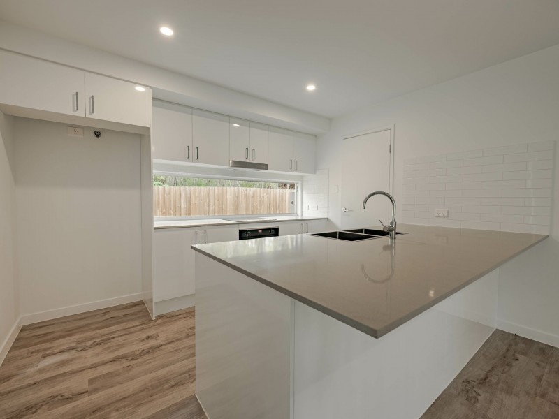 11 Trevanna Street, Russell Island QLD 4184