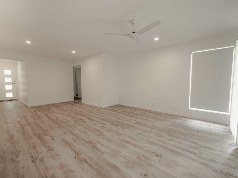 11 Trevanna Street, Russell Island QLD 4184