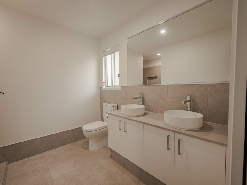 11 Trevanna Street, Russell Island QLD 4184