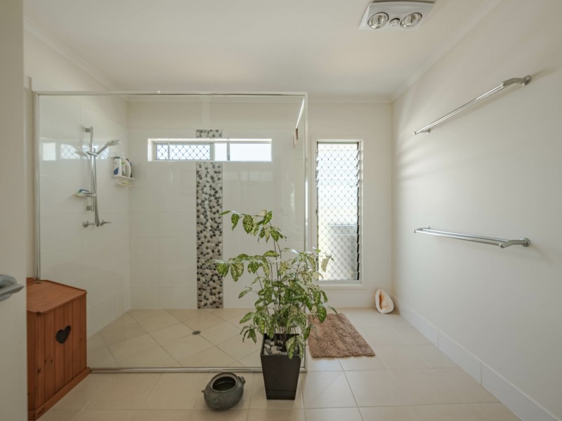 138 Jackson Road, Russell Island QLD 4184