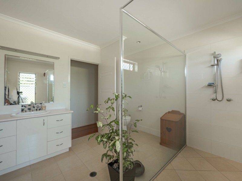 138 Jackson Road, Russell Island QLD 4184