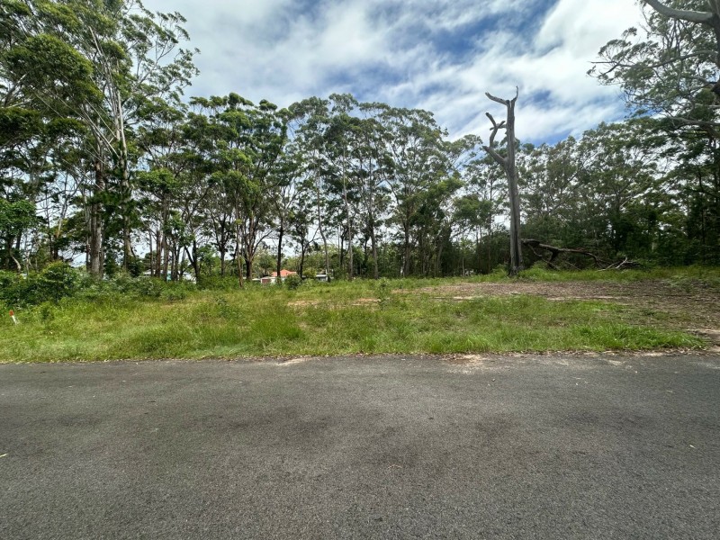 6 Fernbrook Ave, Russell Island QLD 4184