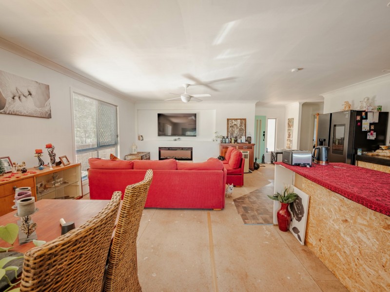 5 Bradman Street, Russell Island QLD 4184