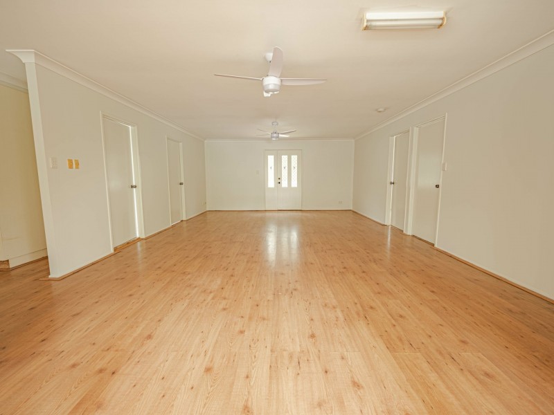 33 Hume Street, Russell Island QLD 4184