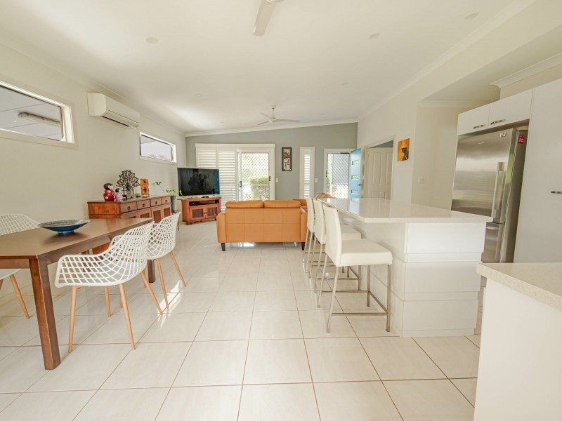 3 SATURN STREET, Russell Island QLD 4184