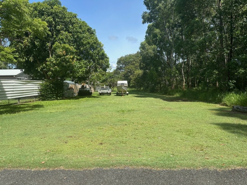 33 Oaklea Street, Russell Island QLD 4184