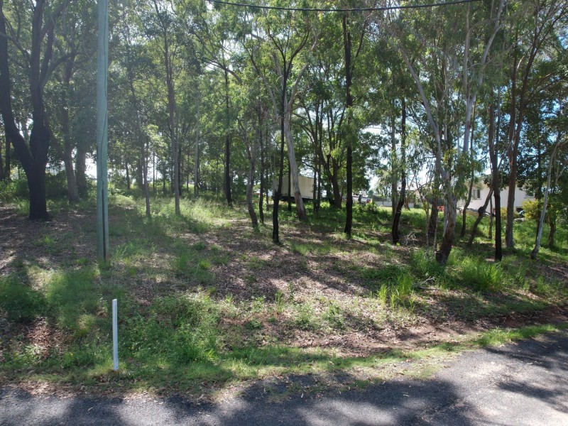 1 THE TOR WALK, Russell Island QLD 4184