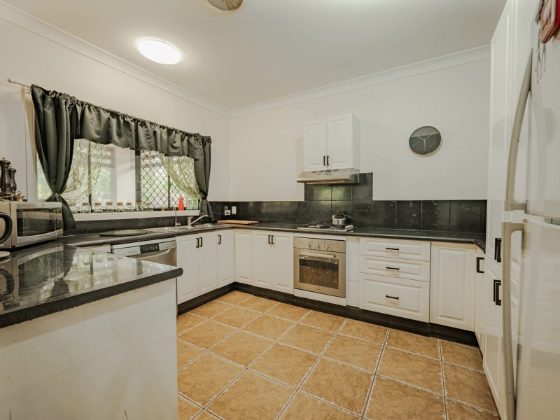 71 Channel Street, Russell Island QLD 4184