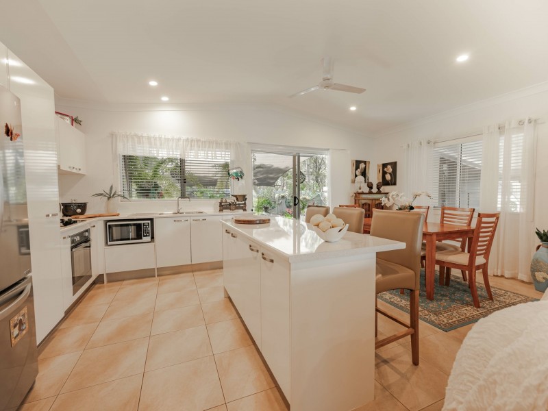 5 Saturn Street, Russell Island QLD 4184