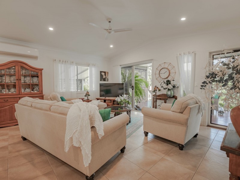 5 Saturn Street, Russell Island QLD 4184