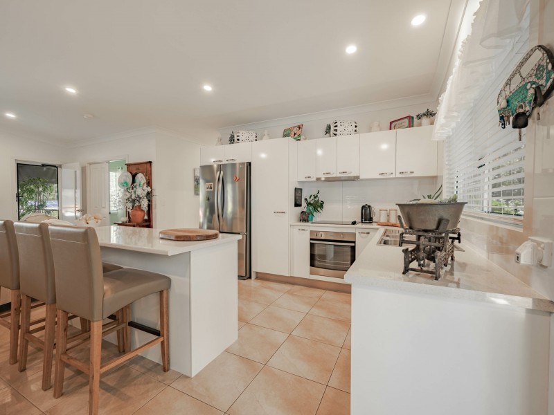 5 Saturn Street, Russell Island QLD 4184