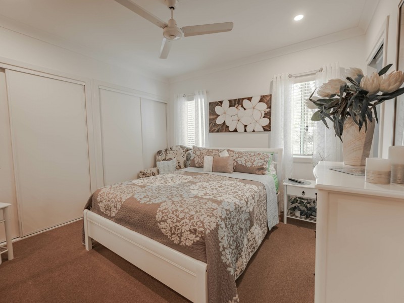 5 Saturn Street, Russell Island QLD 4184