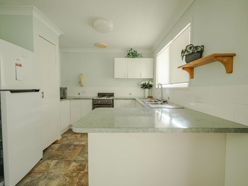 13-15 Pookanaha Street, Russell Island QLD 4184