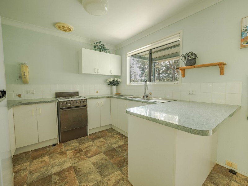 13-15 Pookanaha Street, Russell Island QLD 4184