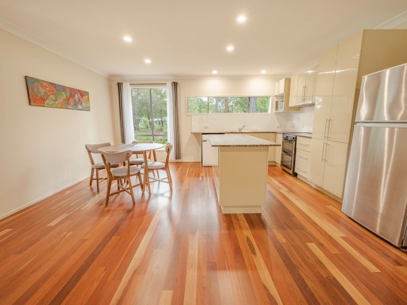 10 Angorra Street, Russell Island QLD 4184