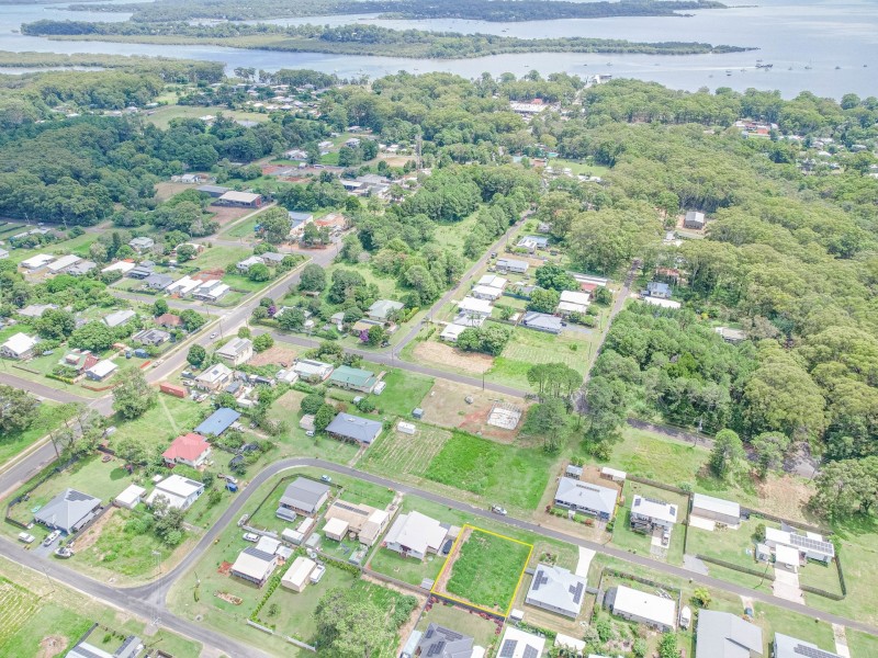 8 Grevillea Street, Russell Island QLD 4184