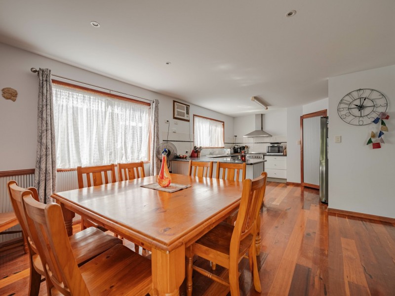 28 Kurrajong Road, Russell Island QLD 4184