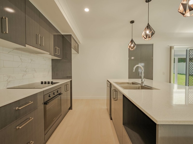 15 Harvey, Russell Island QLD 4184