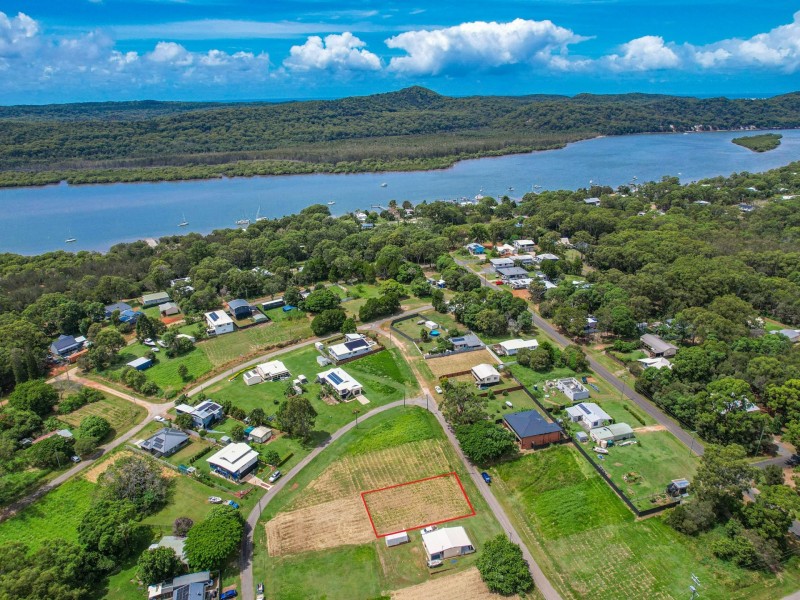 29 Woomera Street, Russell Island QLD 4184