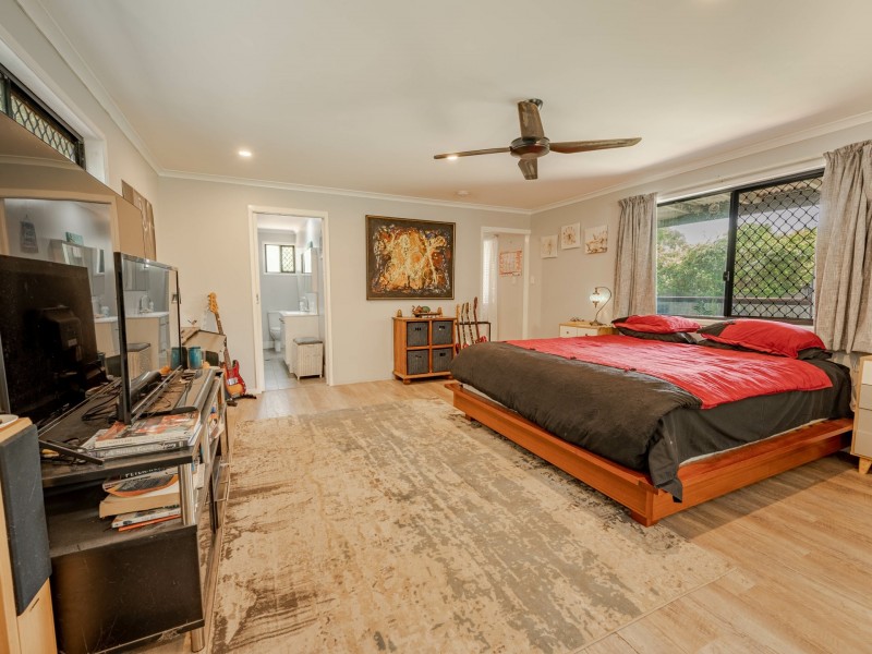 Russell Island QLD 4184