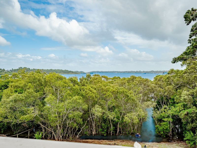 4 Hogan Court, Russell Island QLD 4184