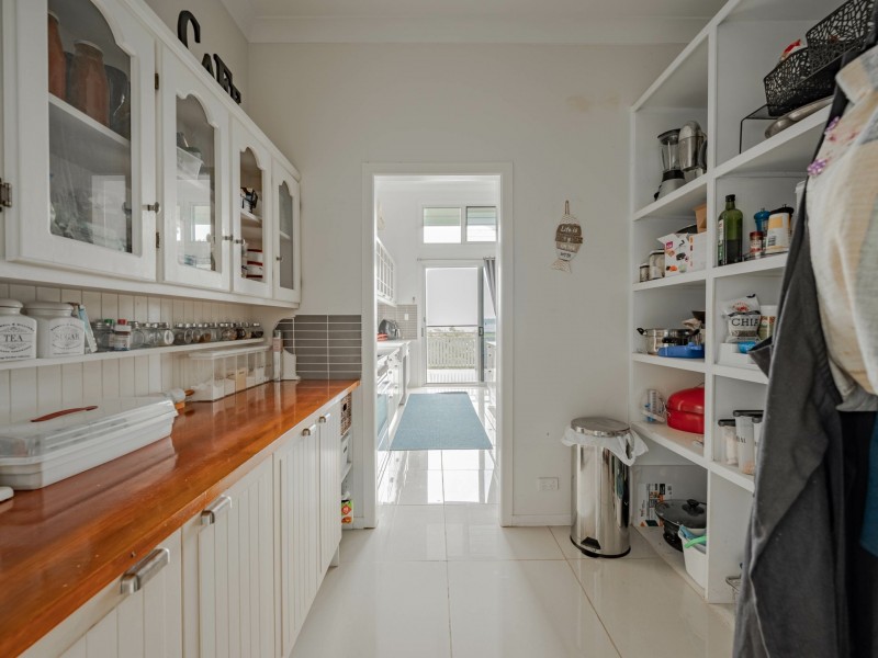 4 Hogan Court, Russell Island QLD 4184