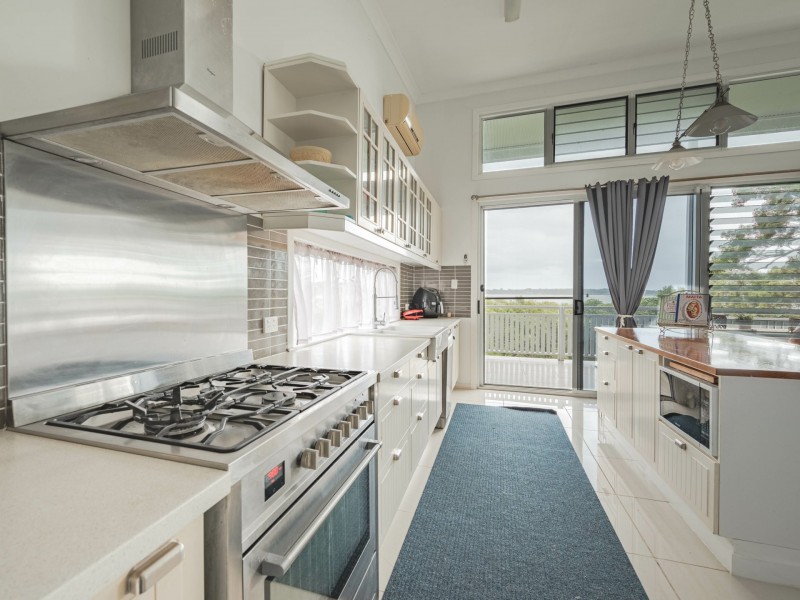 4 Hogan Court, Russell Island QLD 4184