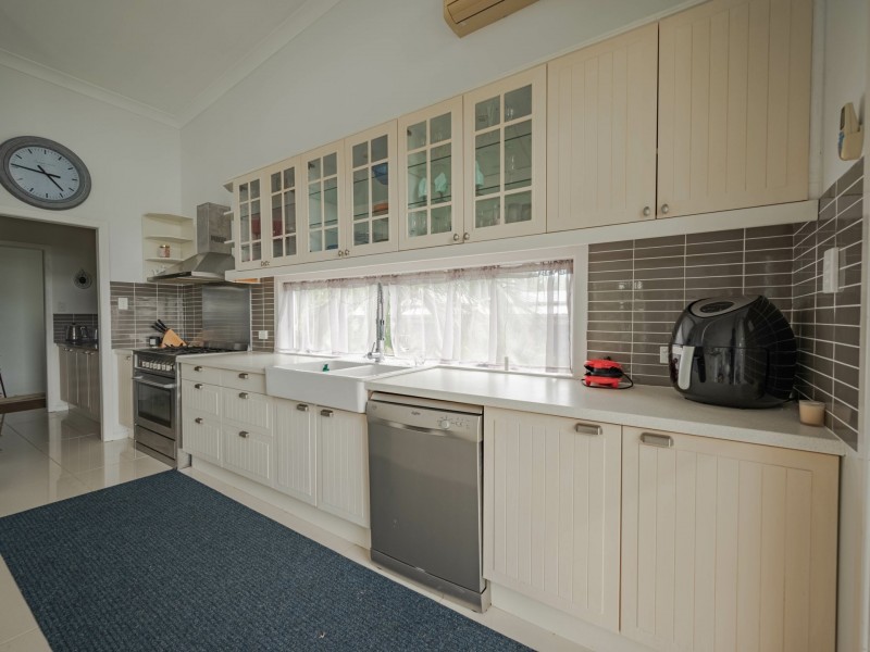 4 Hogan Court, Russell Island QLD 4184