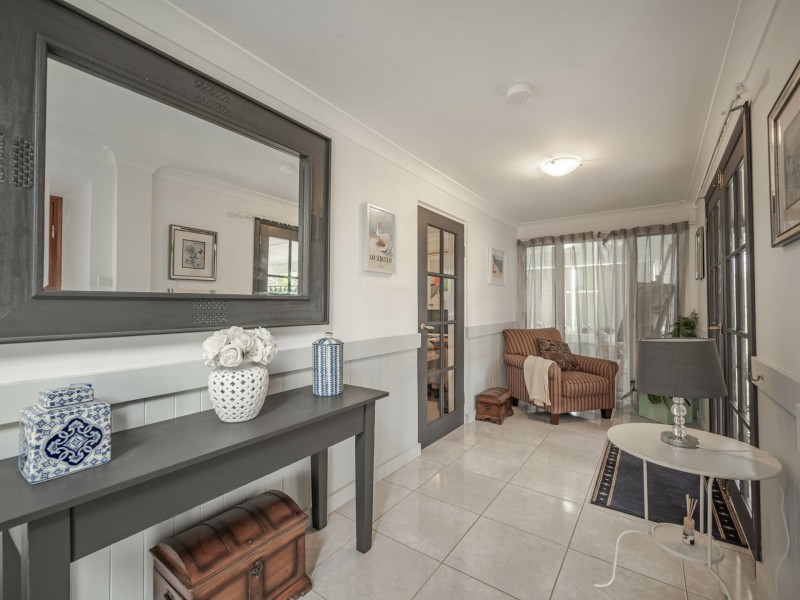 4 Hogan Court, Russell Island QLD 4184