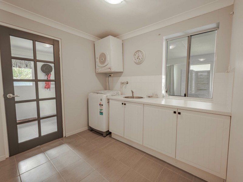 4 Hogan Court, Russell Island QLD 4184