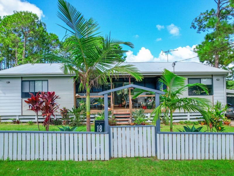 18 CALLISTEMON STREET, Russell Island QLD 4184