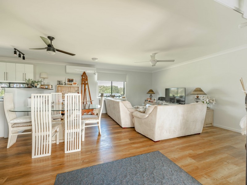 18 CALLISTEMON STREET, Russell Island QLD 4184