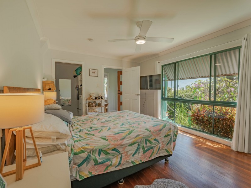 114 Channel Street, Russell Island QLD 4184