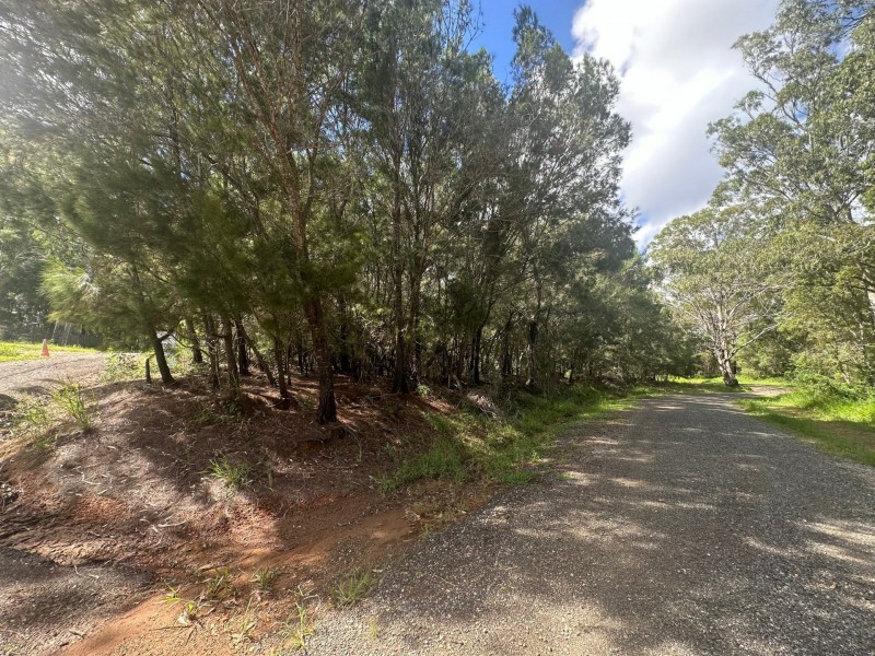 131 Palm Beach Road, Russell Island QLD 4184