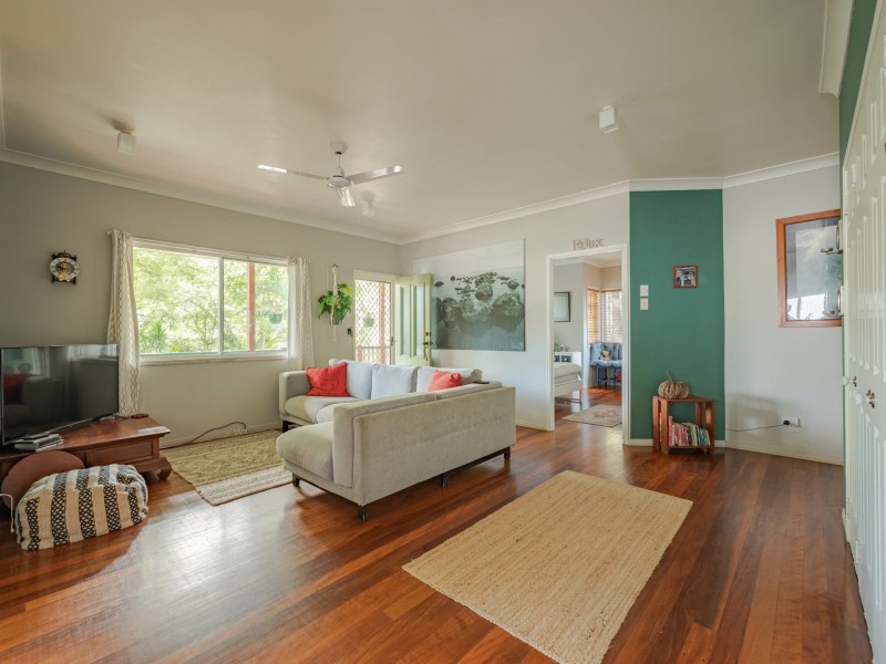 84 Channel Street, Russell Island QLD 4184