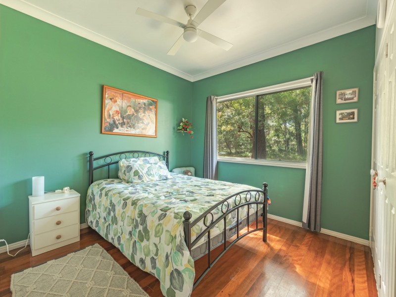 84 Channel Street, Russell Island QLD 4184