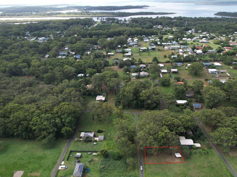 8 Sunkist Street, Russell Island QLD 4184