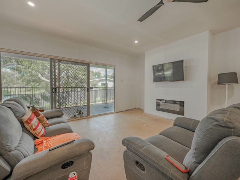 5 Pookanah Street, Russell Island QLD 4184