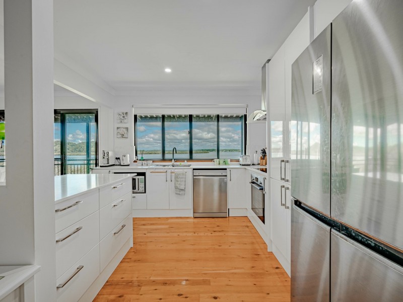 142-144 Canaipa Point Drive, Russell Island QLD 4184