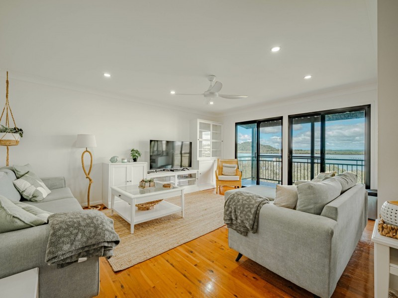 142-144 Canaipa Point Drive, Russell Island QLD 4184