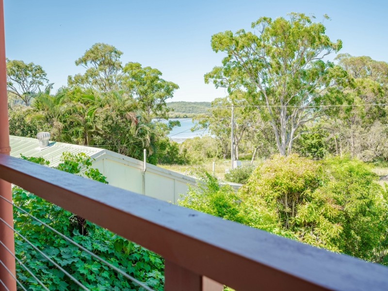 22 Orme Drive, Russell Island QLD 4184
