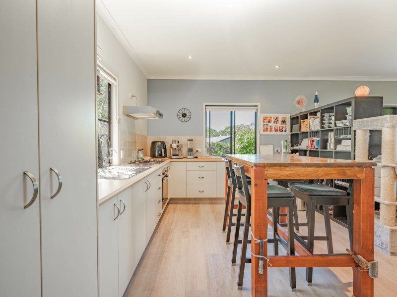 22 Orme Drive, Russell Island QLD 4184