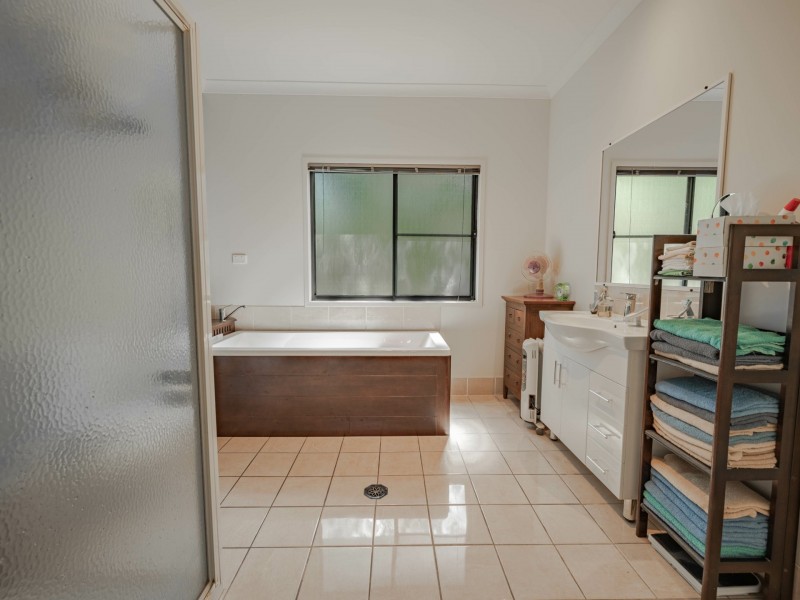 22 Orme Drive, Russell Island QLD 4184