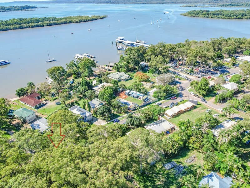 16 Bayview Road, Russell Island QLD 4184